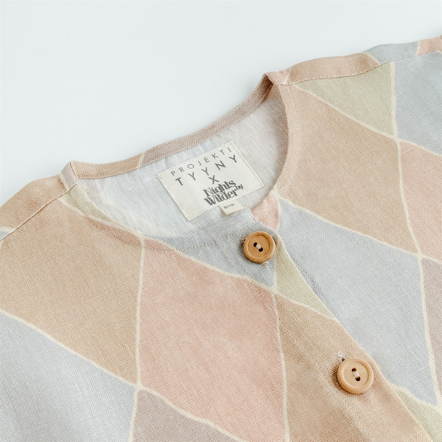 Farrow set in Les Macarons Harlequin