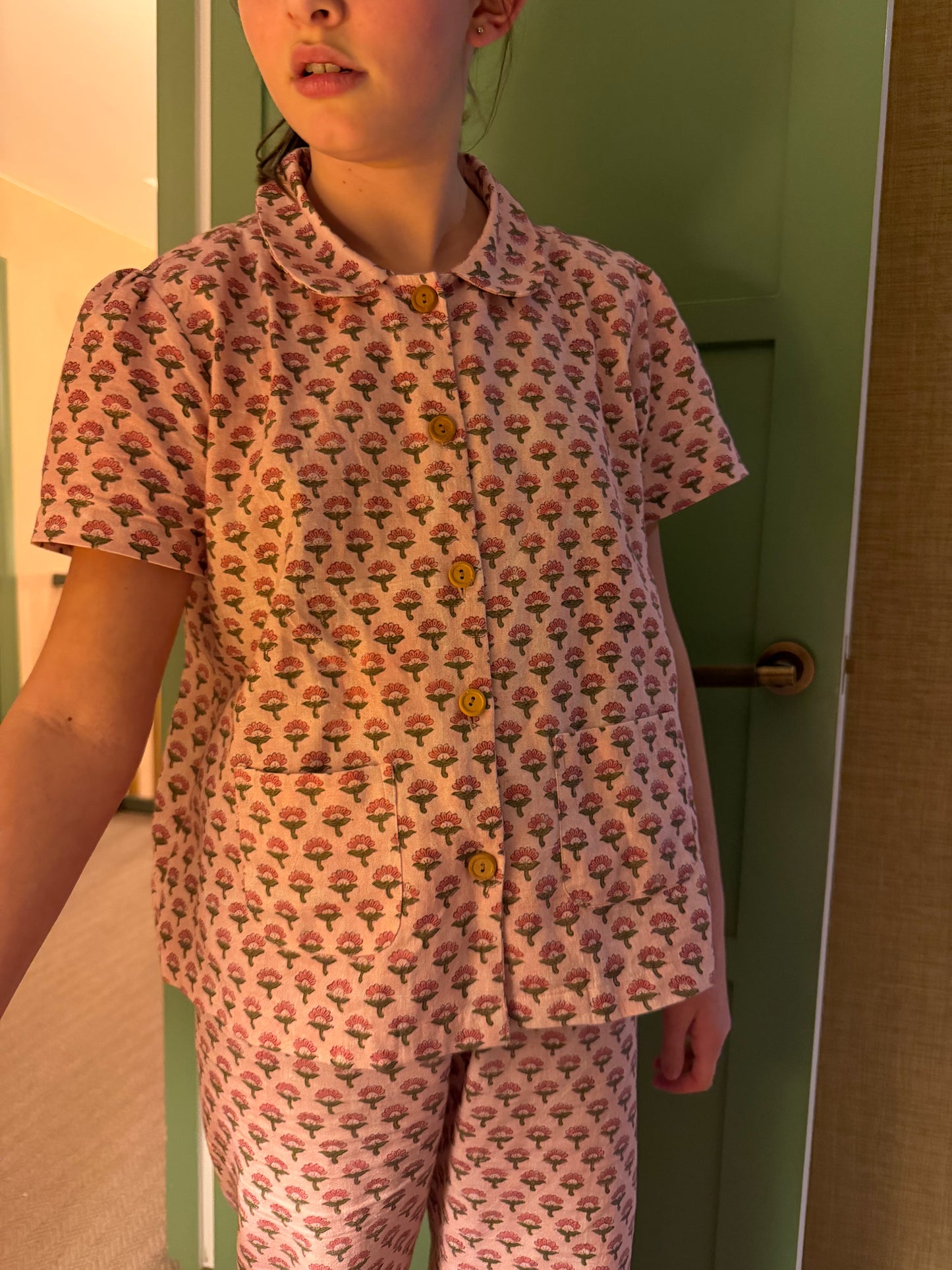 Stevie set in Lotus flower