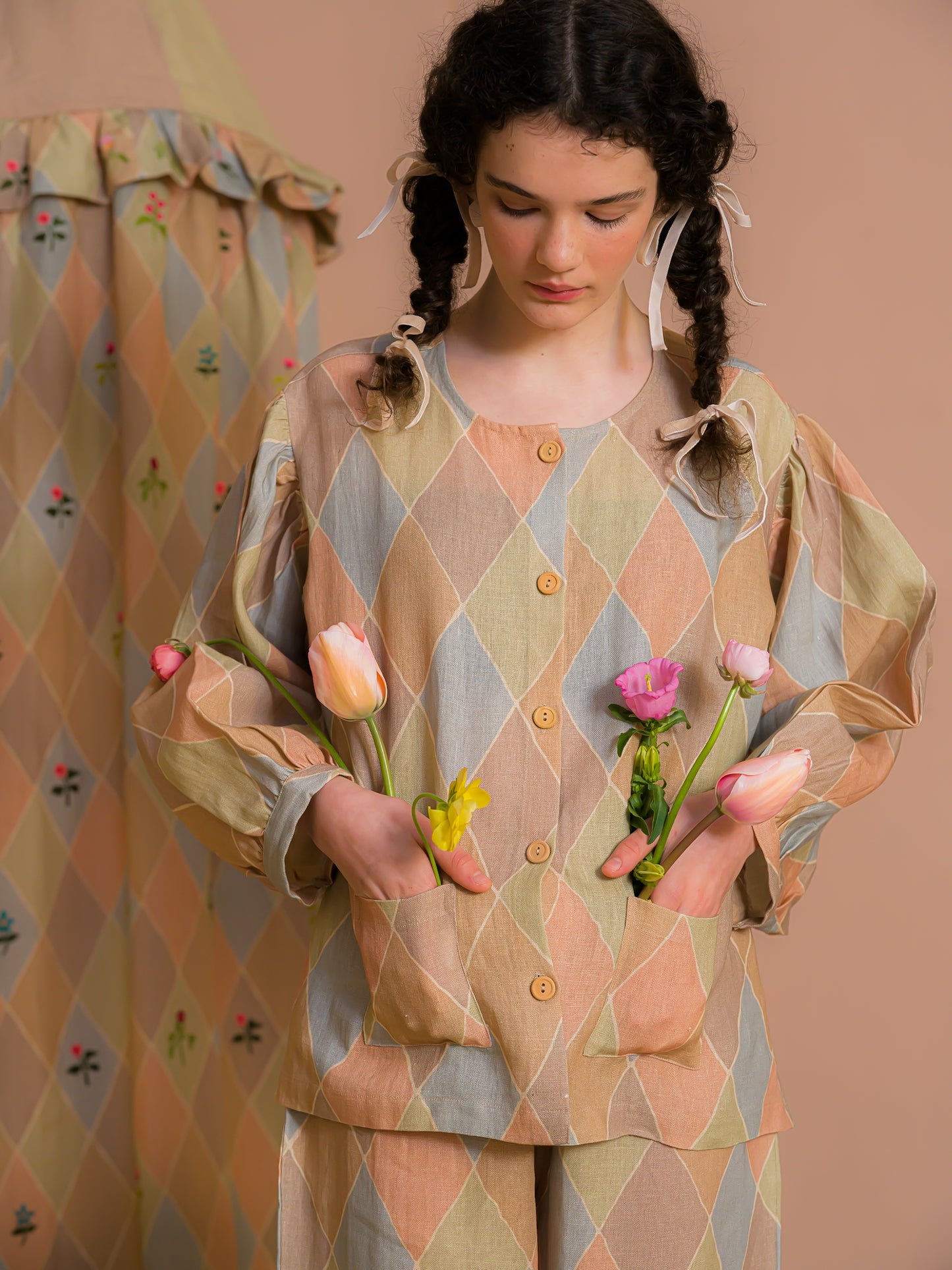 Farrow in Les Macarons Harlequin print, Women's set